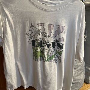 Levi's White Graphic T-Shirt